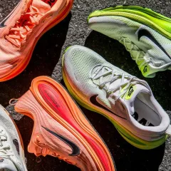 Nike walking sports    shoes  Size:41-42-40...
