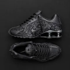 Nike Shox R4 "Black Floral"