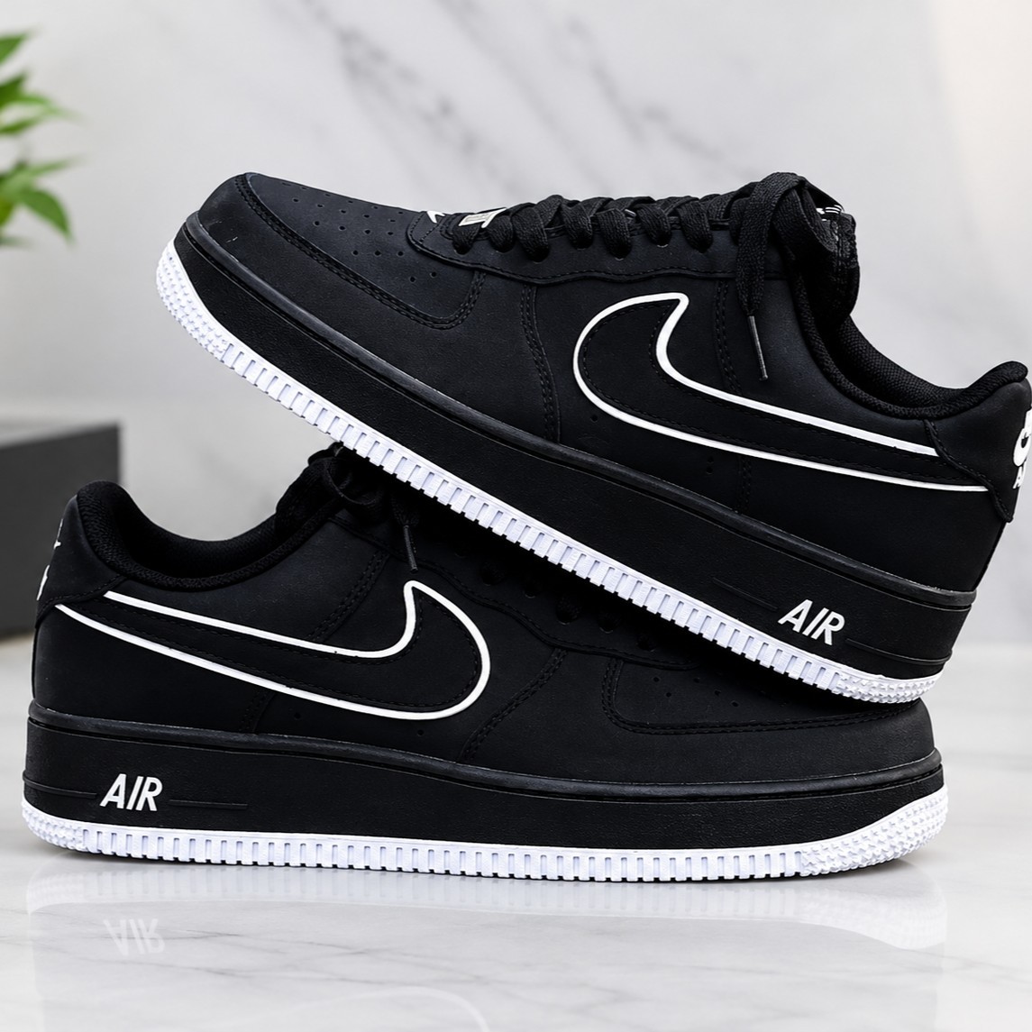 Nike Air Force 1 Low '07 "Black White Sole"