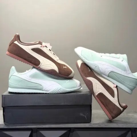 PUMA Bella V2 Silhouette