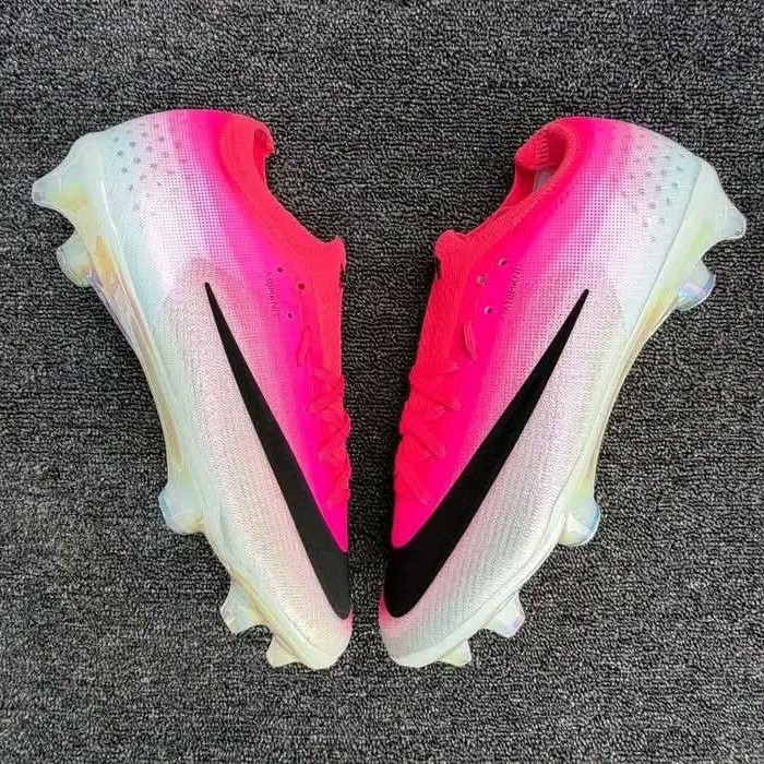 Nike Original Boots new vision   Size:41-42-40....